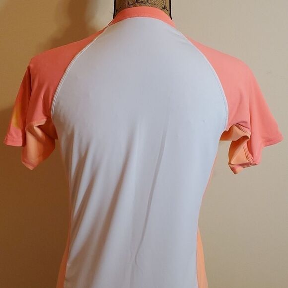 Hurley Short Sleeve Y2K athletic top size Small - Picture 6 of 8